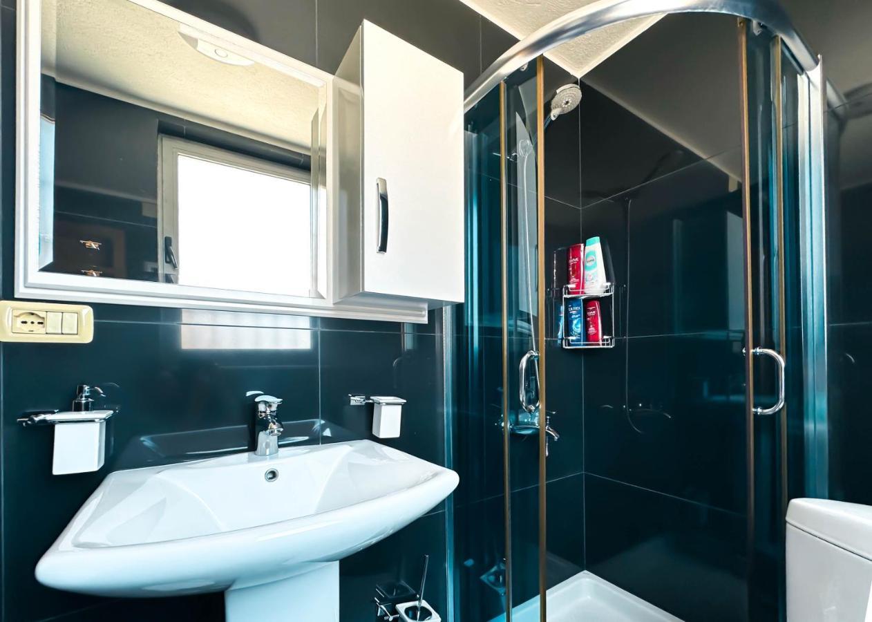 Cozy Elegance Above Korca Διαμέρισμα Εξωτερικό φωτογραφία